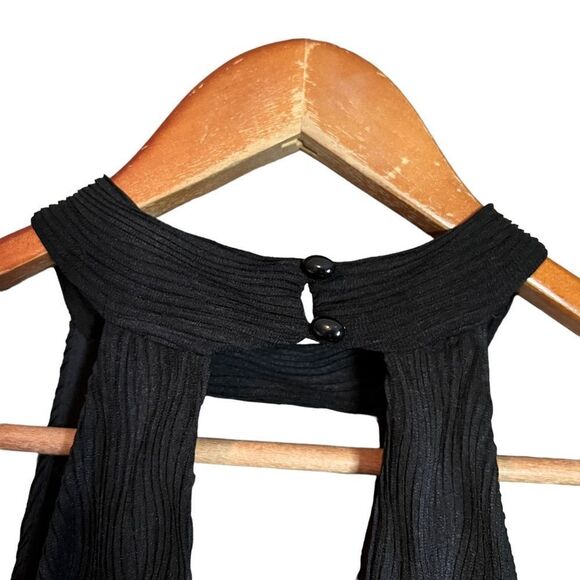 NWT! One clothing black romper. Size large - Picture 6 of 9